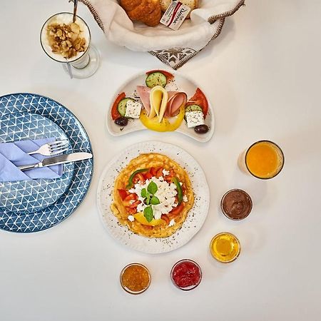 Old Town Luxury Velvet Apartment Rhodes City المظهر الخارجي الصورة