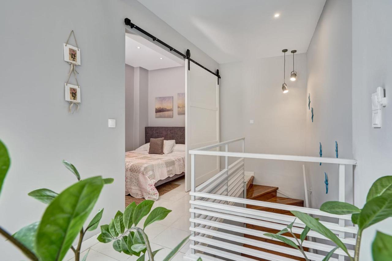 Old Town Luxury Velvet Apartment Rhodes City المظهر الخارجي الصورة