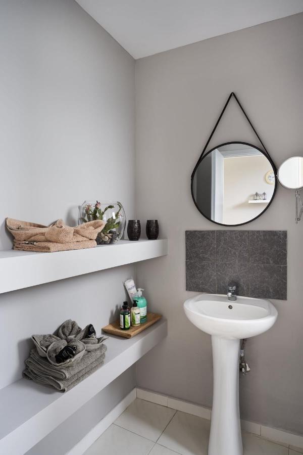 Old Town Luxury Velvet Apartment Rhodes City المظهر الخارجي الصورة