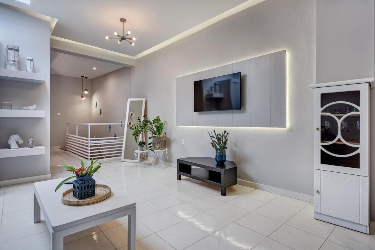 Old Town Luxury Velvet Apartment Rhodes City المظهر الخارجي الصورة