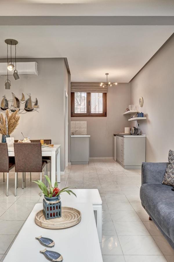 Old Town Luxury Velvet Apartment Rhodes City المظهر الخارجي الصورة